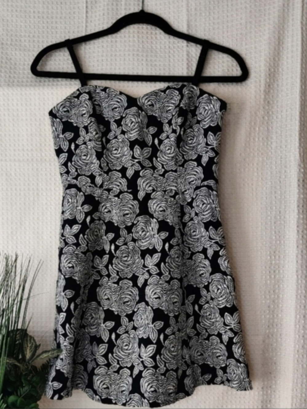 Forever 21, Corset Blk/White Floral Tapestry Strapless Summer Mini Dress Size S